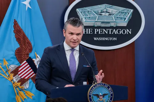 Pete Hegseth impone controles anuales de testosterona en el ejército para optimizar el rendimiento de las tropas