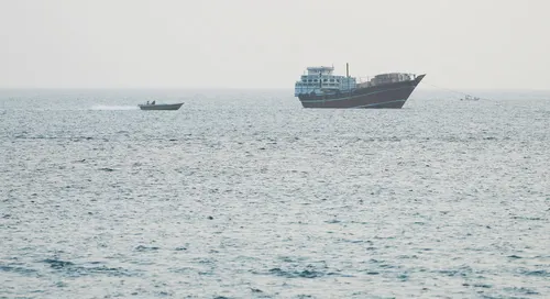 La escalada del régimen terrorista de Irán hunde un 62% el tráfico de petróleo en el estrecho de Ormuz
