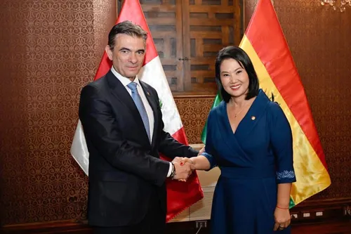 Rodrigo Paz ofrece a Keiko Fujimori relanzar el comercio y la infraestructura bilateral entre Bolivia y Perú
