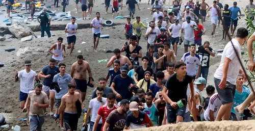 Ola migratoria en Ceuta alentada por el buenismo del Gobierno socialista ya deja 67 cadáveres recuperados