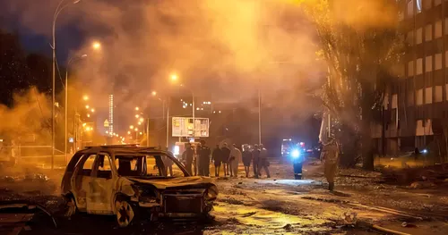 Ataque de 35 misiles y 185 drones rusos contra Kiev se cobra la vida de nueve personas