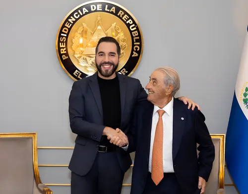 El Salvador consolida su apertura al mundo: el presidente Bukele concreta ruta aérea directa entre San Salvador y Madrid