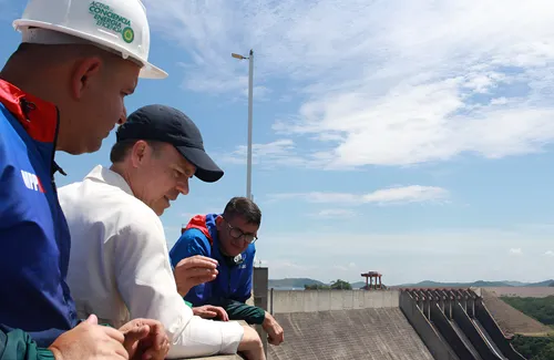 John Barrett visitó la represa del Guri junto a técnicos de EE. UU. para evaluar la modernización del sistema eléctrico en Venezuela