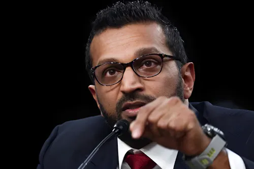 Kash Patel impulsa alianza operativa: el FBI colabora con China y Rusia para combatir el crimen transnacional