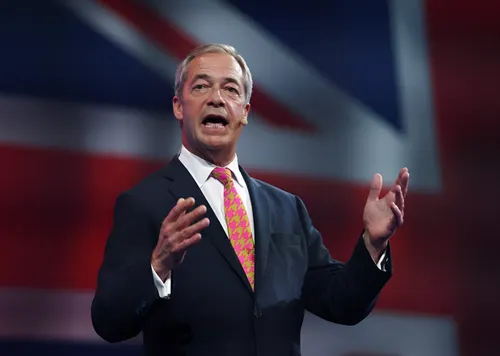 Reform UK sugiere multas y cárcel para directivos que empleen a inmigrantes ilegales