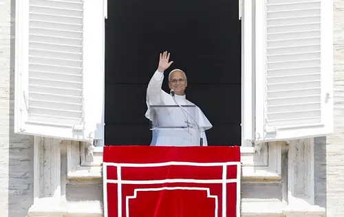 El papa León XIV pide a Rusia y Ucrania detener los ataques contra civiles
