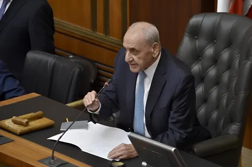 El Parlamento del Líbano aprueba ley de amnistía después de 35 años que acabara la guerra civil