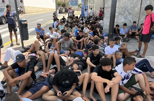 Las comunidades del PP rechazan incluir el debate sobre menores migrantes en la próxima Sectorial