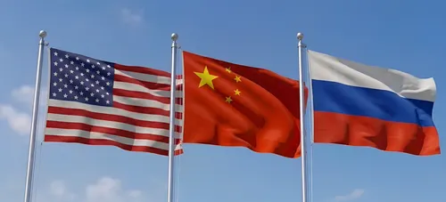 Trump advierte a China y Rusia que abastecer de armas a Irán "sería muy malo" para sus propios intereses