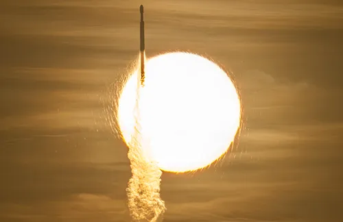 Trump celebra el despegue del telescopio espacial Nancy Grace Roman y proclama "la era dorada de EE. UU."