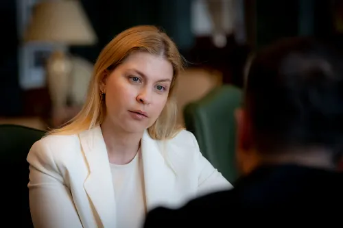 Volodímir Zelensky destituye a la embajadora de Ucrania en Estados Unidos en medio de investigaciones y remodelación gubernamental