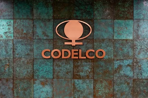 El gobierno de Chile descarta la privatización de Codelco pero impulsa la apertura al capital privado