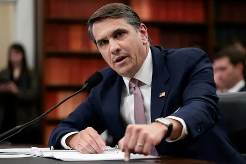 El pacto en el Senado viabiliza la confirmación de Todd Blanche al frente del Departamento de Justicia