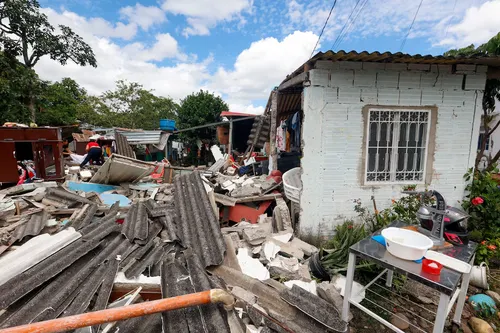 Un terremoto de magnitud 7,4 sacude Colombia y genera destrozos en múltiples ciudades