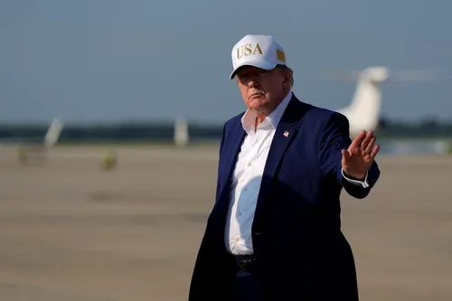Trump proclama el control total de Ormuz y asegura que la Armada ya reabrió el paso estratégico
