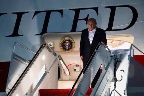 Donald Trump asegura que el estado terrorista de Irán está en quiebra y carece de capacidad para concretar sus amenazas