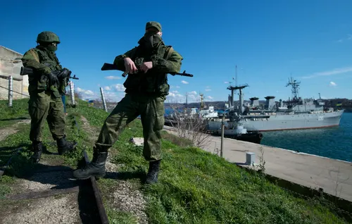 Un militar ruso dispara contra compañeros y civiles en Crimea y deja cuatro muertos y cuatro heridos