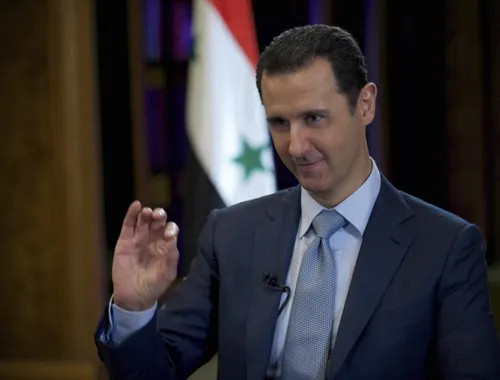 Tribunal de Siria condena a muerte a primo de Bashar Al Assad por crímenes de guerra