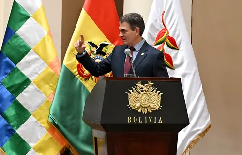 Bolivia elimina el subsidio al diésel y ajusta su precio al mercado internacional