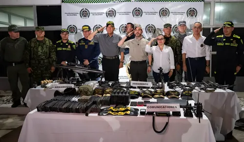"Los vamos a mandar al infierno en una bolsa": De la Espriella rechaza el paro armado en el Magdalena tras la baja de alias "Cholo"