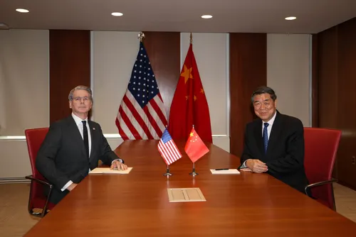 Estados Unidos y China extienden la tregua comercial hasta enero ante la llegada de Xi Jinping a Washington