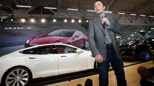 Paramount evalúa sumar a Elon Musk como inversor ante la compra estratégica de Warner Bros. Discovery