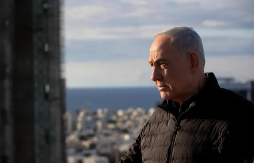 Netanyahu afirma que el piloto de Flydubai que apuñaló a su colega intentó estrellar el avión con pasajeros israelíes