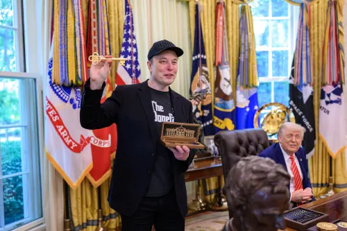"Sería el fin del juego": Elon Musk denuncia el plan de la izquierda para perpetuarse en EE. UU.