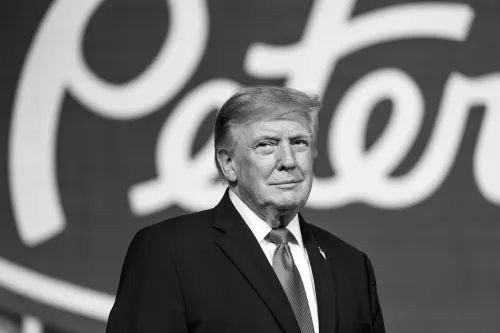Trump contra Zelenski: "Ha llegado el momento de que Ucrania tenga un nuevo presidente"