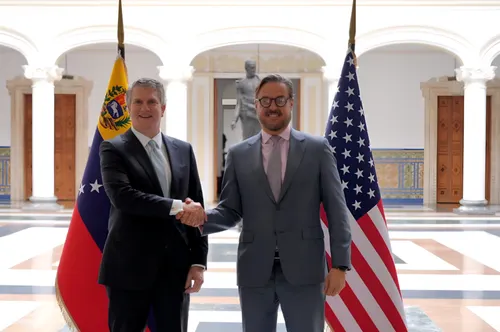 Subsecretario de Comercio de EE. UU. visita Venezuela para potenciar el comercio bilateral