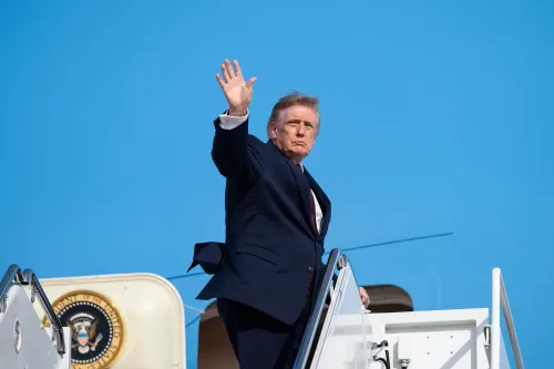 Donald Trump solicita aplicar la pena de muerte para narcotraficantes y asesinos de policías en un acto en Alabama