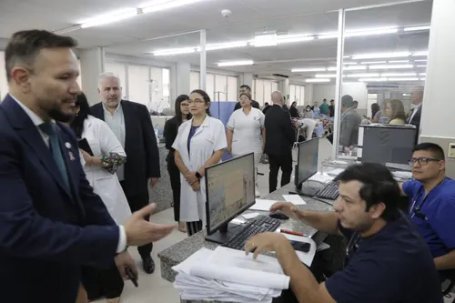 Paraguay apuesta por la tecnología para modernizar la atención médica y facilitar el acceso a la salud