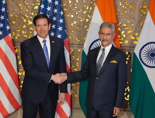 Estados Unidos e India ultiman los detalles de un acuerdo comercial estratégico durante la visita de Marco Rubio a Mumbai