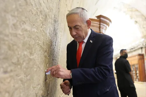 Netanyahu encabeza el recuento parcial en Israel con 53 escaños frente a la coalición de Eisenkot