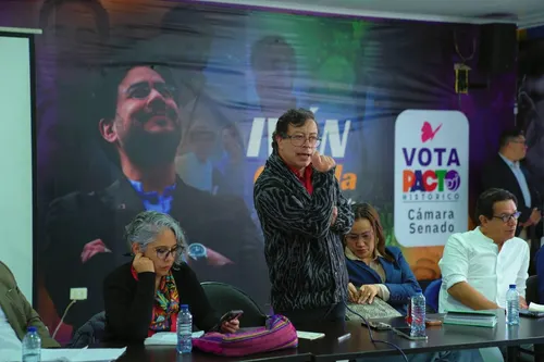 Embargan las cuentas bancarias del Pacto Histórico por deudas no pagadas de la campaña de Gustavo Petro
