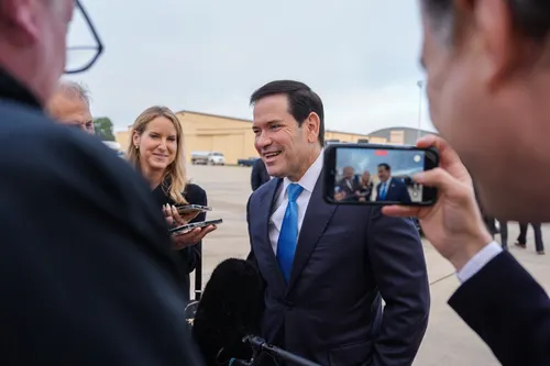 Marco Rubio viaja a Islandia para consolidar la influencia estadounidense en el Ártico tras el pacto de Groenlandia y Dinamarca