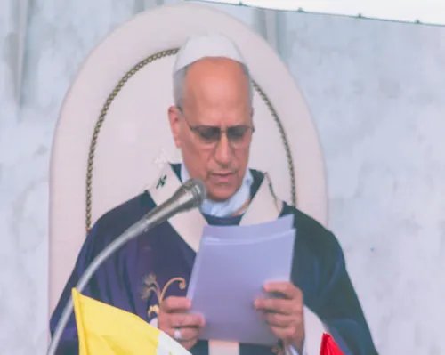 Papa León XIV anuncia que será intervenido quirúrgicamente para extirpar un nódulo pulmonar