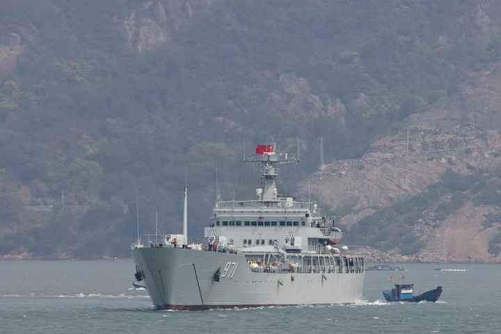 El jefe de seguridad de Taiwán denunció que China desplegó más de 100 buques alrededor de la isla en los últimos días