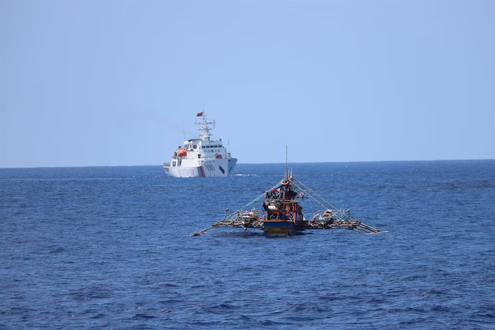 Taiwán denuncia un grave acoso naval de China contra buques mercantes en el Estrecho