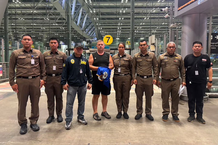Conmoción en Tailandia: imputan a un ciudadano australiano por el asesinato de una adolescente hallada dentro de una maleta