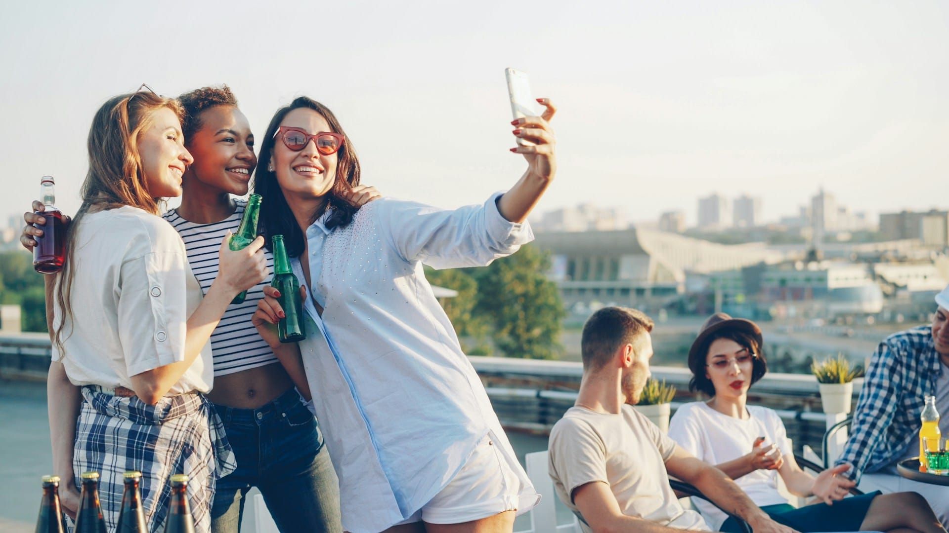 Digital Amenities for Hotels: A FAQ Guide (2026)