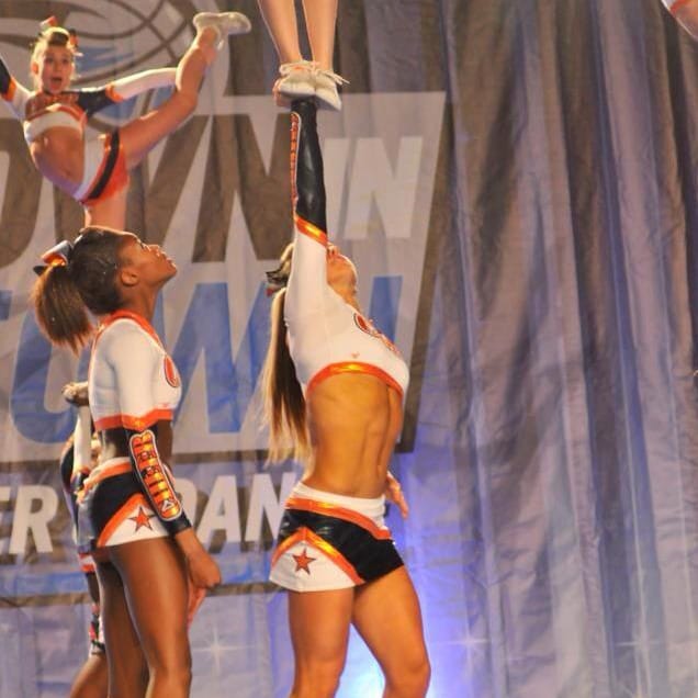 Mattie's gymnastics and competitive cheer background has laid the foundation for a very promising weightlifting career.