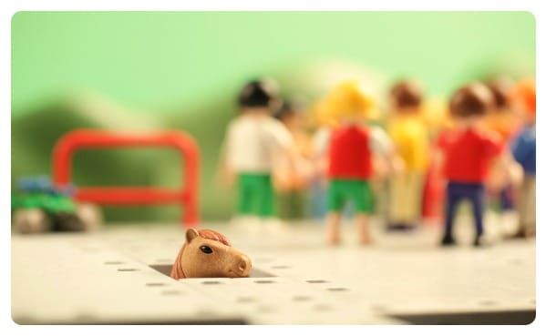 🧠 Mechanical Keyboard Switches Demystified: Why Your Keyboard Feels Like a Jackhammer (or a Marshmallow)