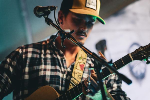 Country continues to rise with emerging troubadour Seth Clement