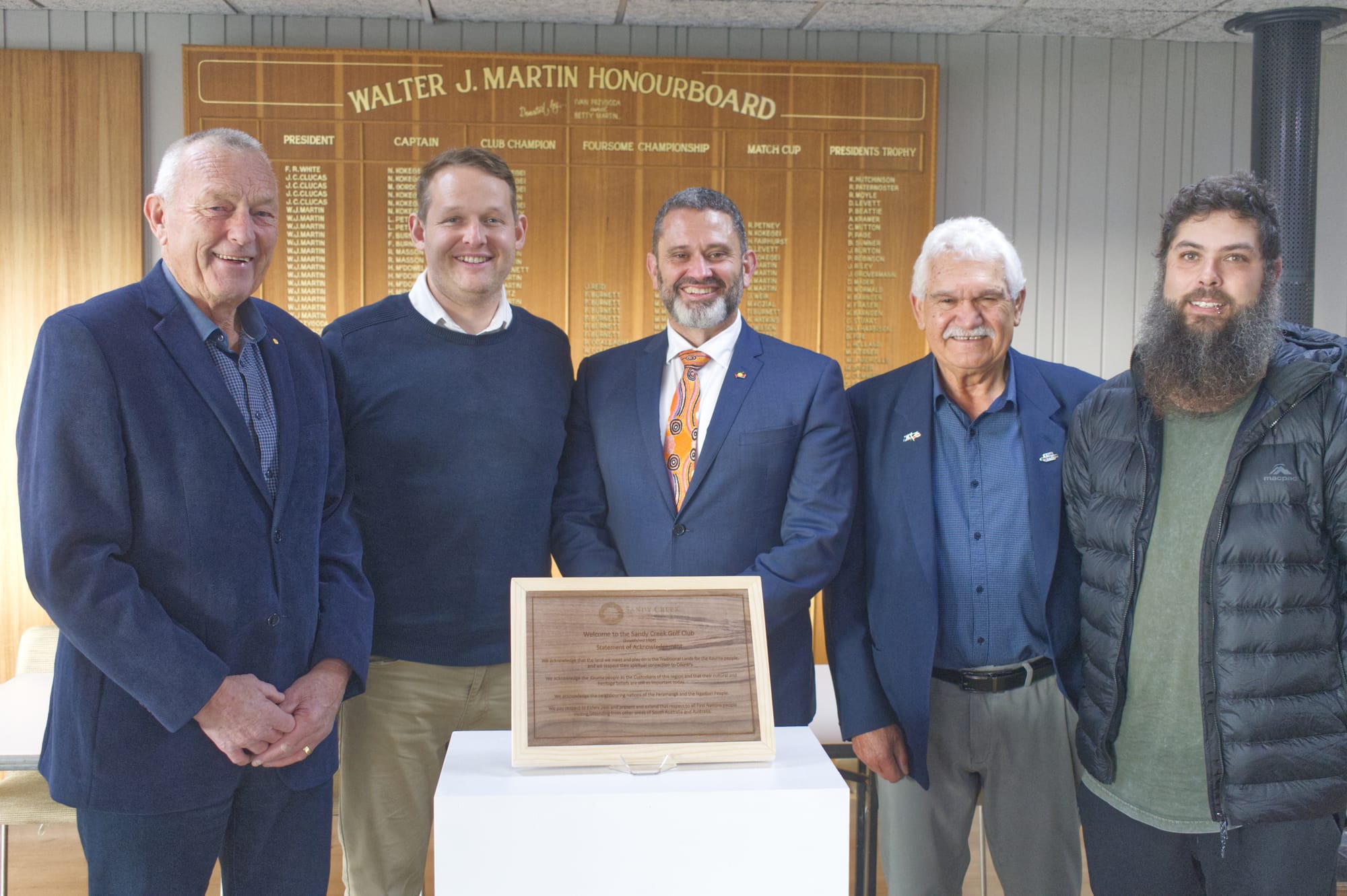 Sandy Creek Golf Club unveils plaque