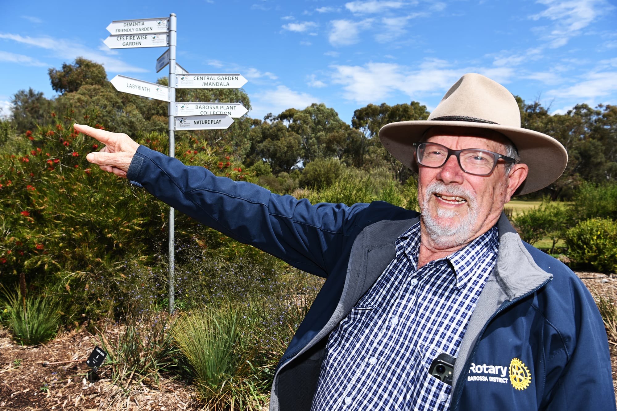 Enjoyable Bushgardens' picnic for Barossa Rotarians