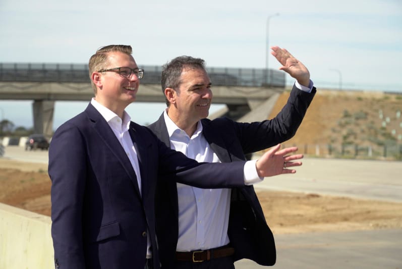 Knoll opens six lane motorway