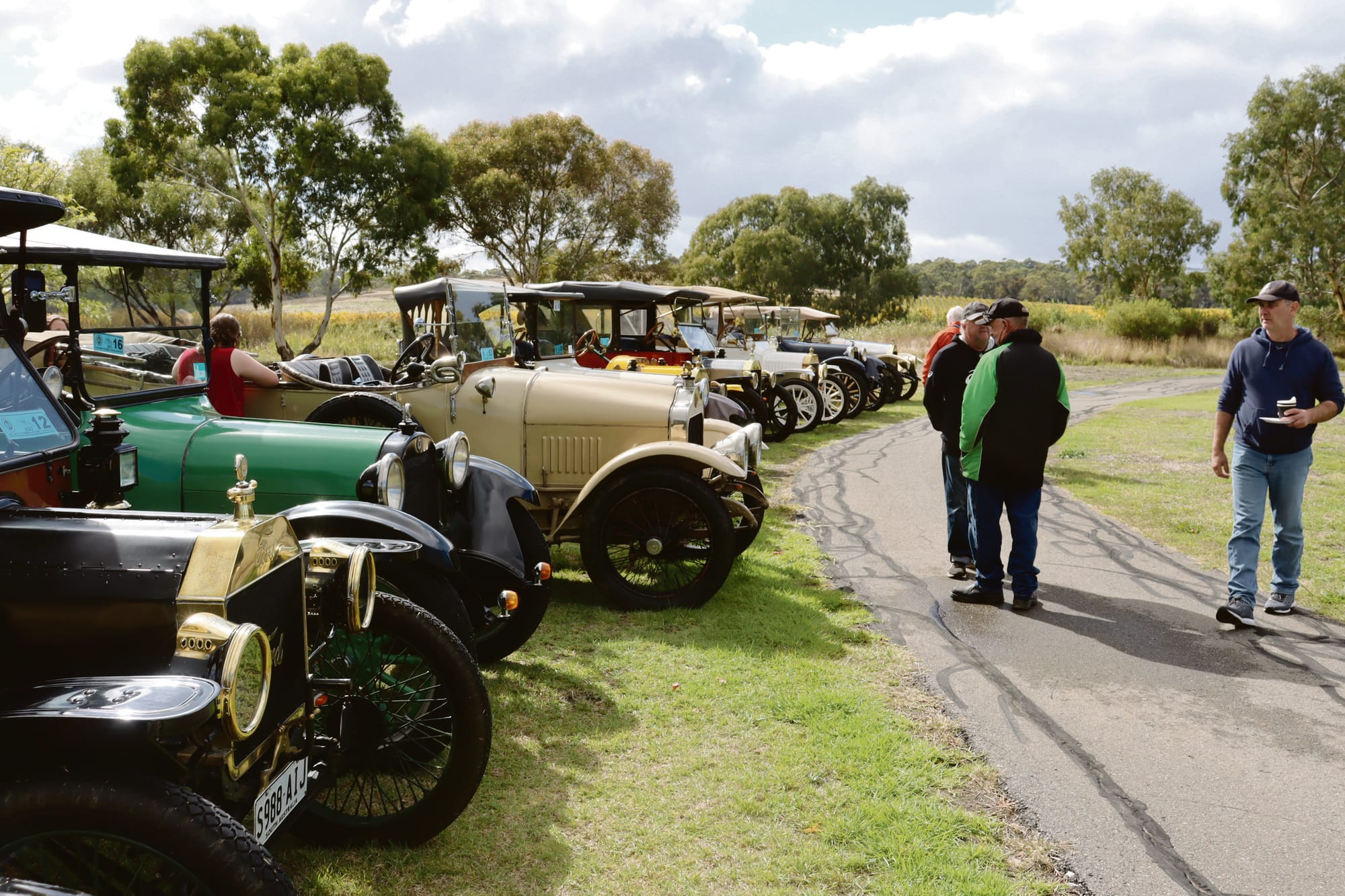 Gawler to Barossa Veteran and Vintage Run a hit