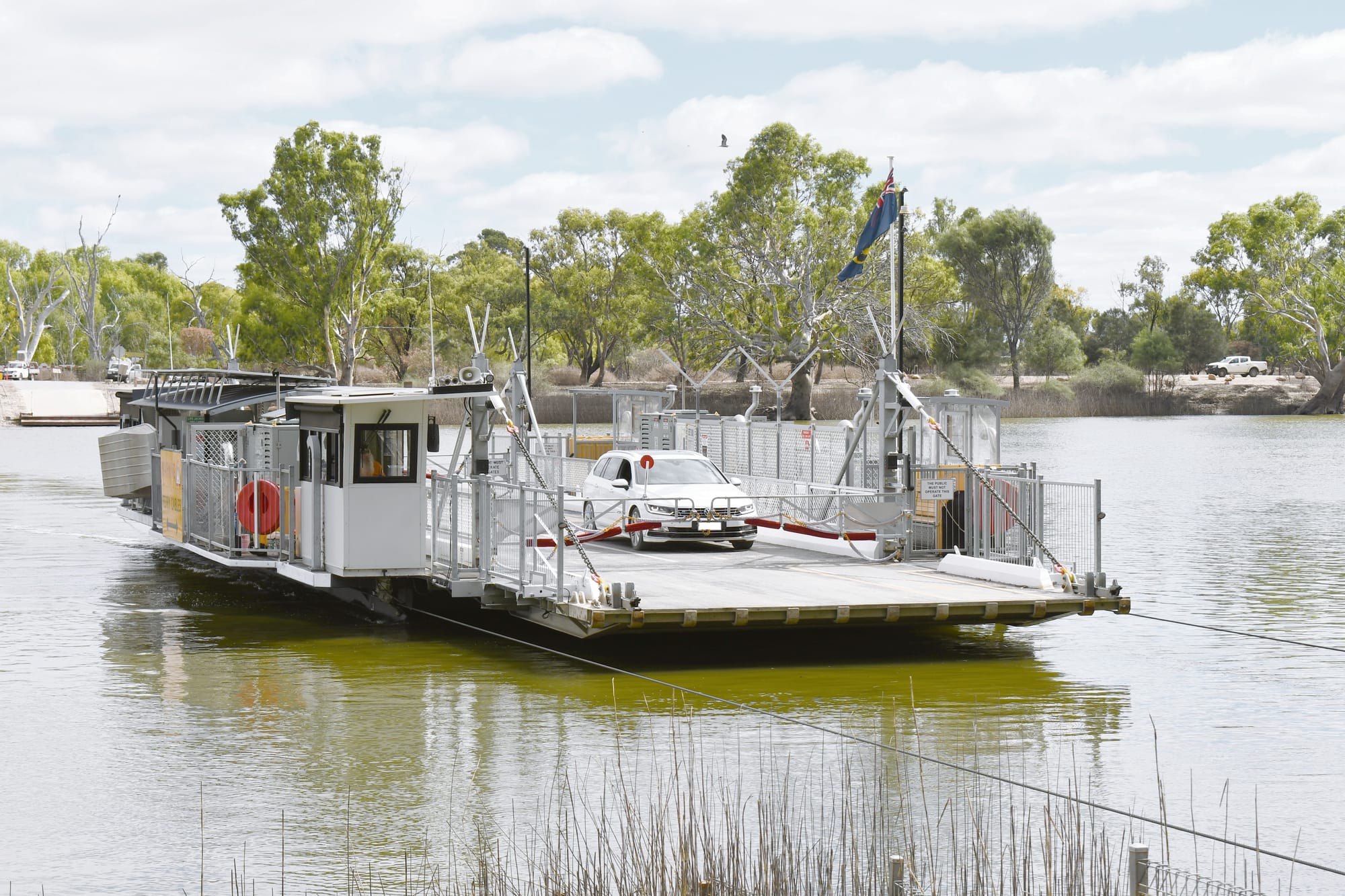 All aboard the Swan Reach ferry