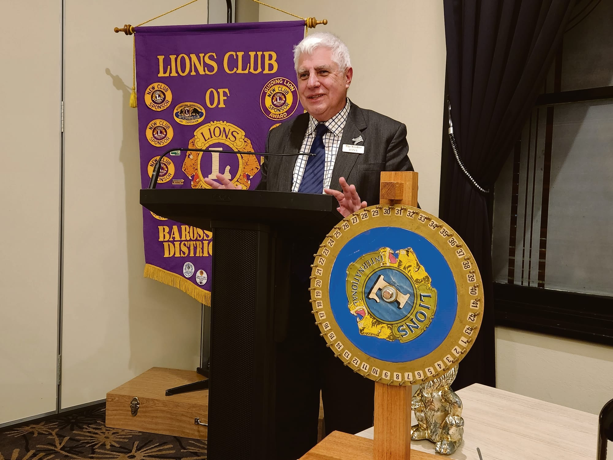 Barossa Valley Lions members learn about the life of a newspaperman